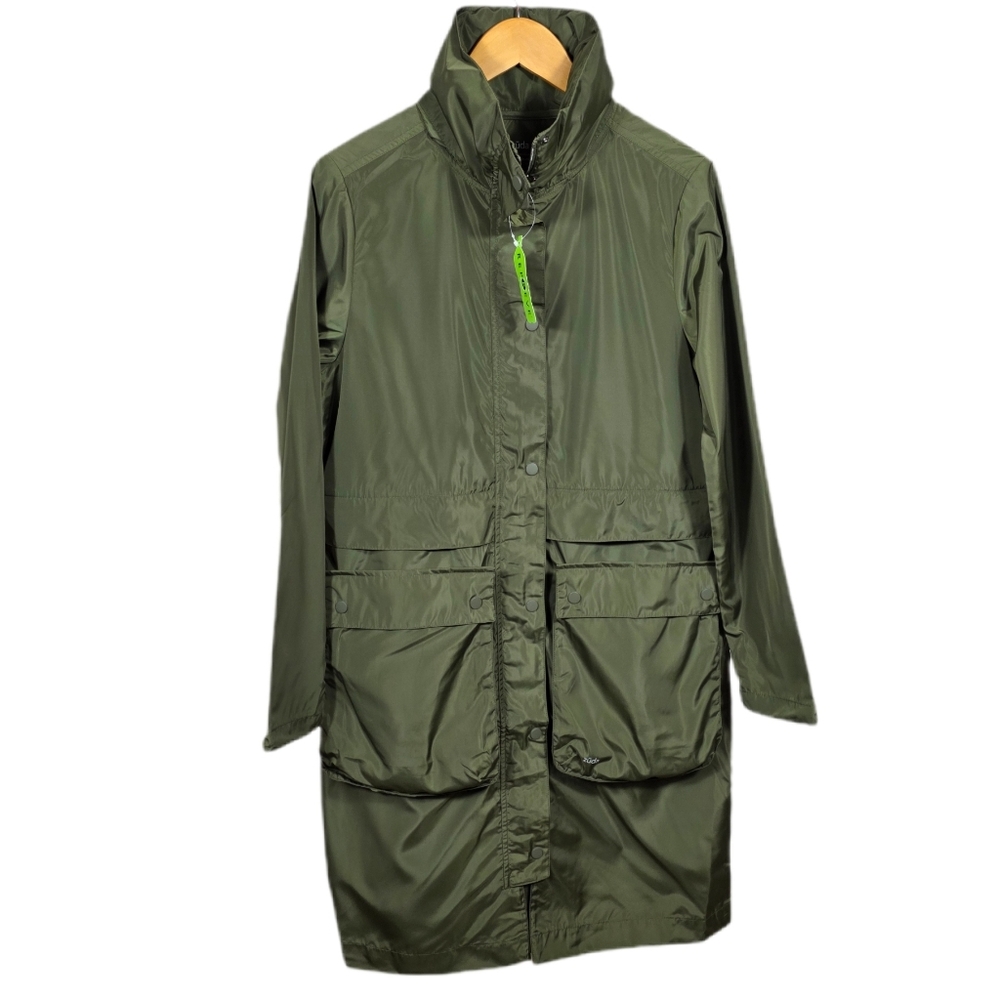 🆕️Zuda Olive Green Long Chic Lightweight Nylon Feel Coat ♻️